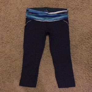 Athleta Cropped Leggings